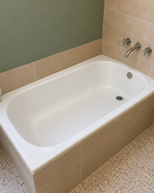 Aplicación ilustrativa: Enlozado en frío para bañeras
