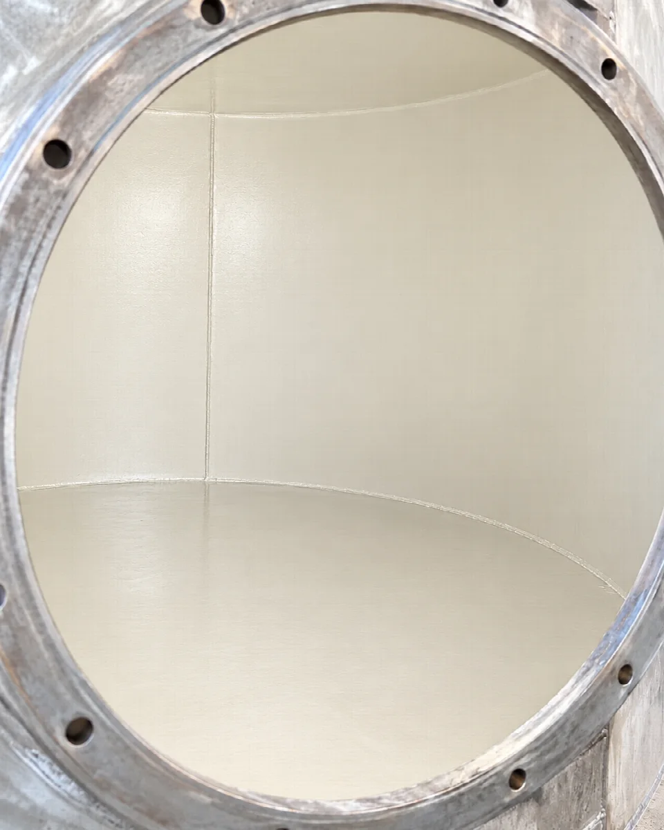 Revestimiento interior de un tanque — Aplicación